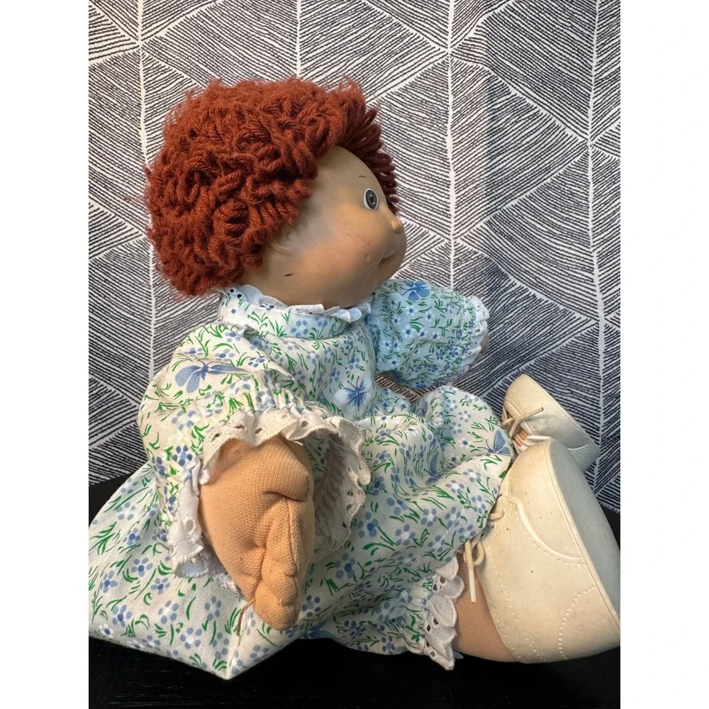 Vintage 1985 Cabbage Patch Kids Doll Girl Auburn Hair‎ Brown Eyes Floral Dress